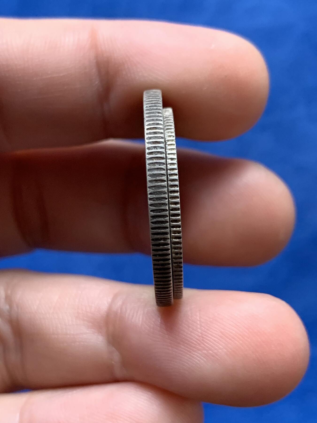 《竞宝斋》第397场 周日，周一，2场连拍 （全场包邮） 两枚一组 坐洋银币 1937年20分+1936年50分