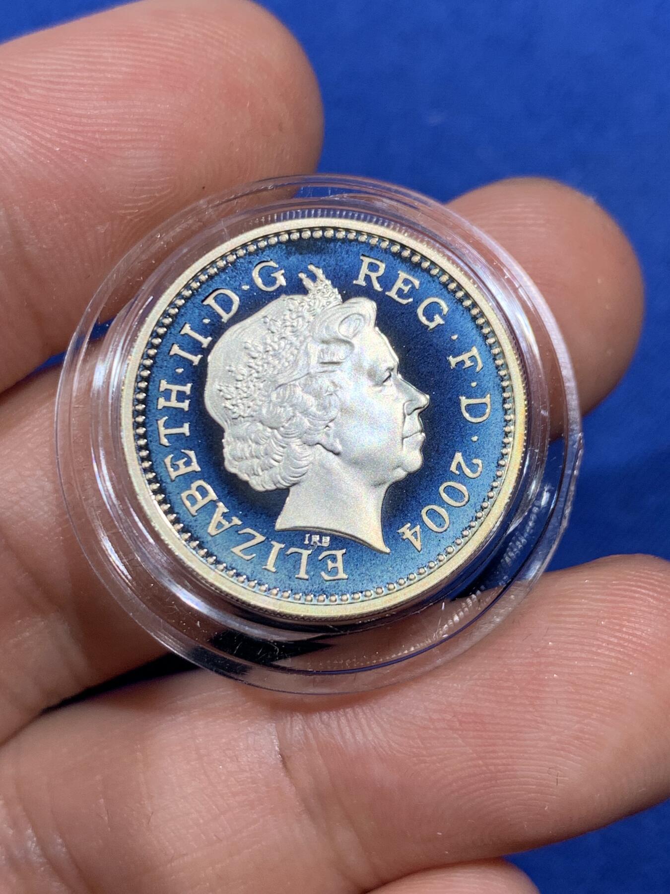 《竞宝斋》第396场 周日，周一，2场连拍 （全场包邮） 英国2004年1英镑精制银币 桥系列-福斯铁路桥（苏格兰） 925银9.5克 最大发行量：2万5千 盒证全