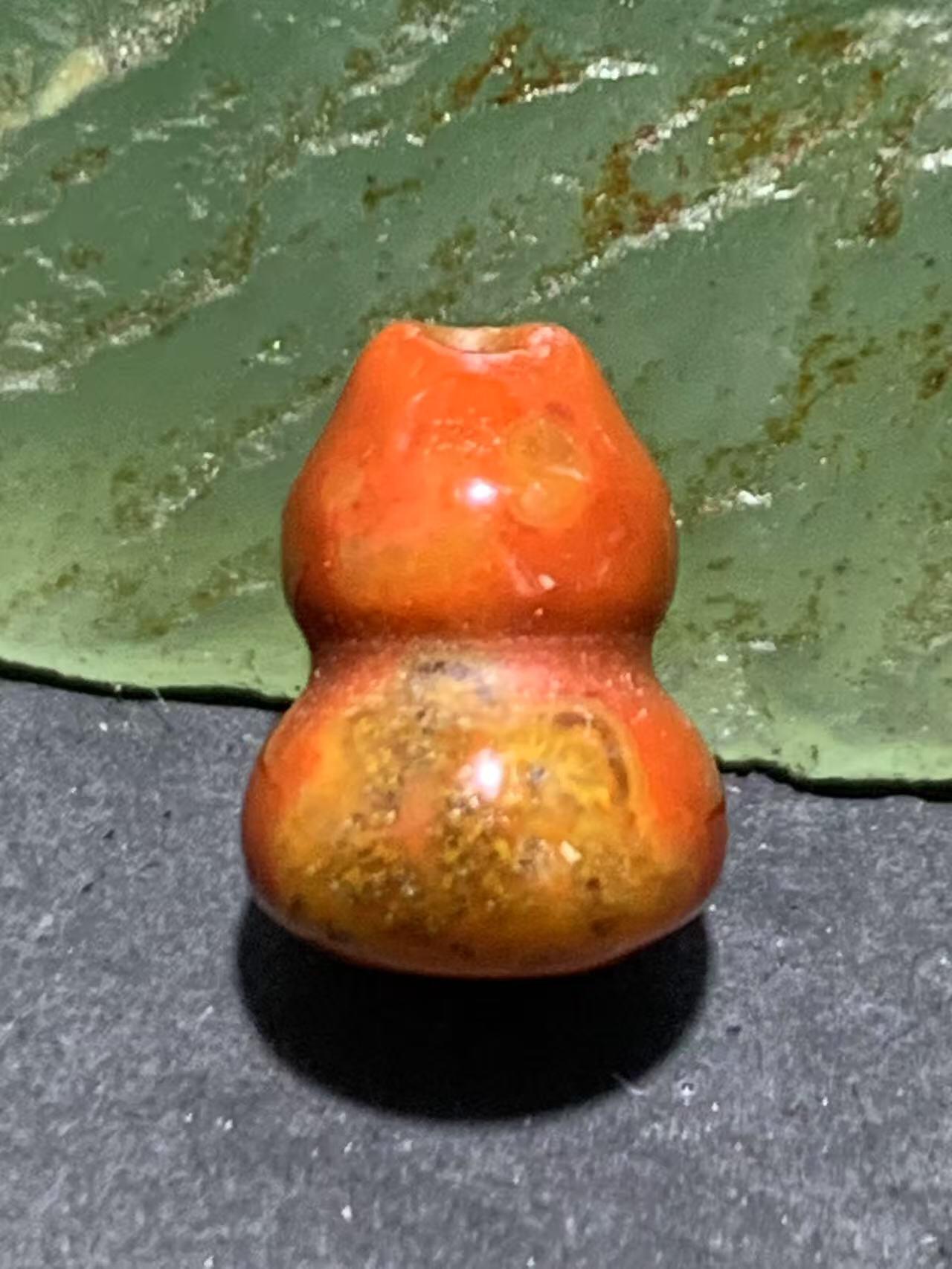 高玉化冻料战国红玛瑙通货葫芦珠一个，