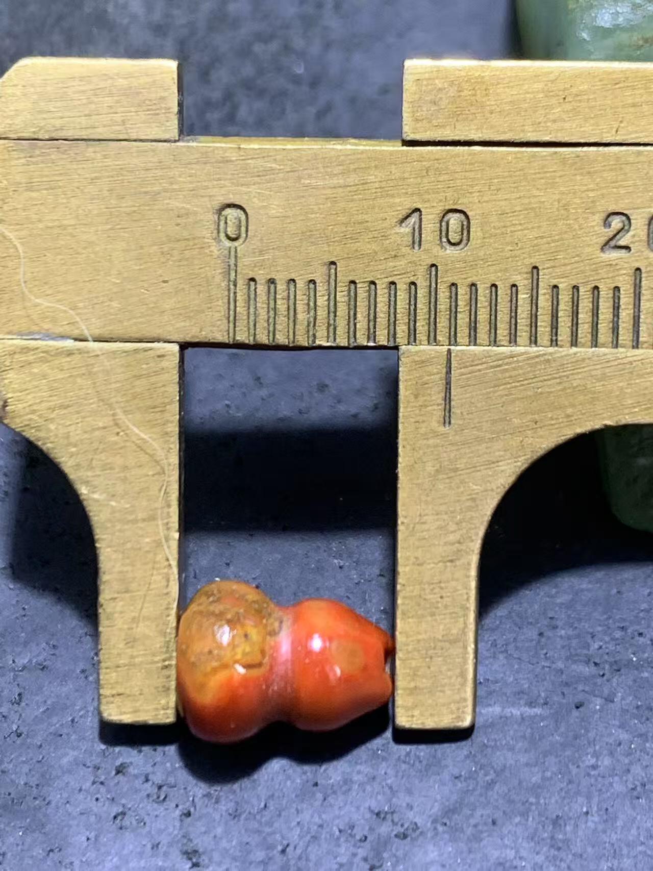 高玉化冻料战国红玛瑙通货葫芦珠一个，