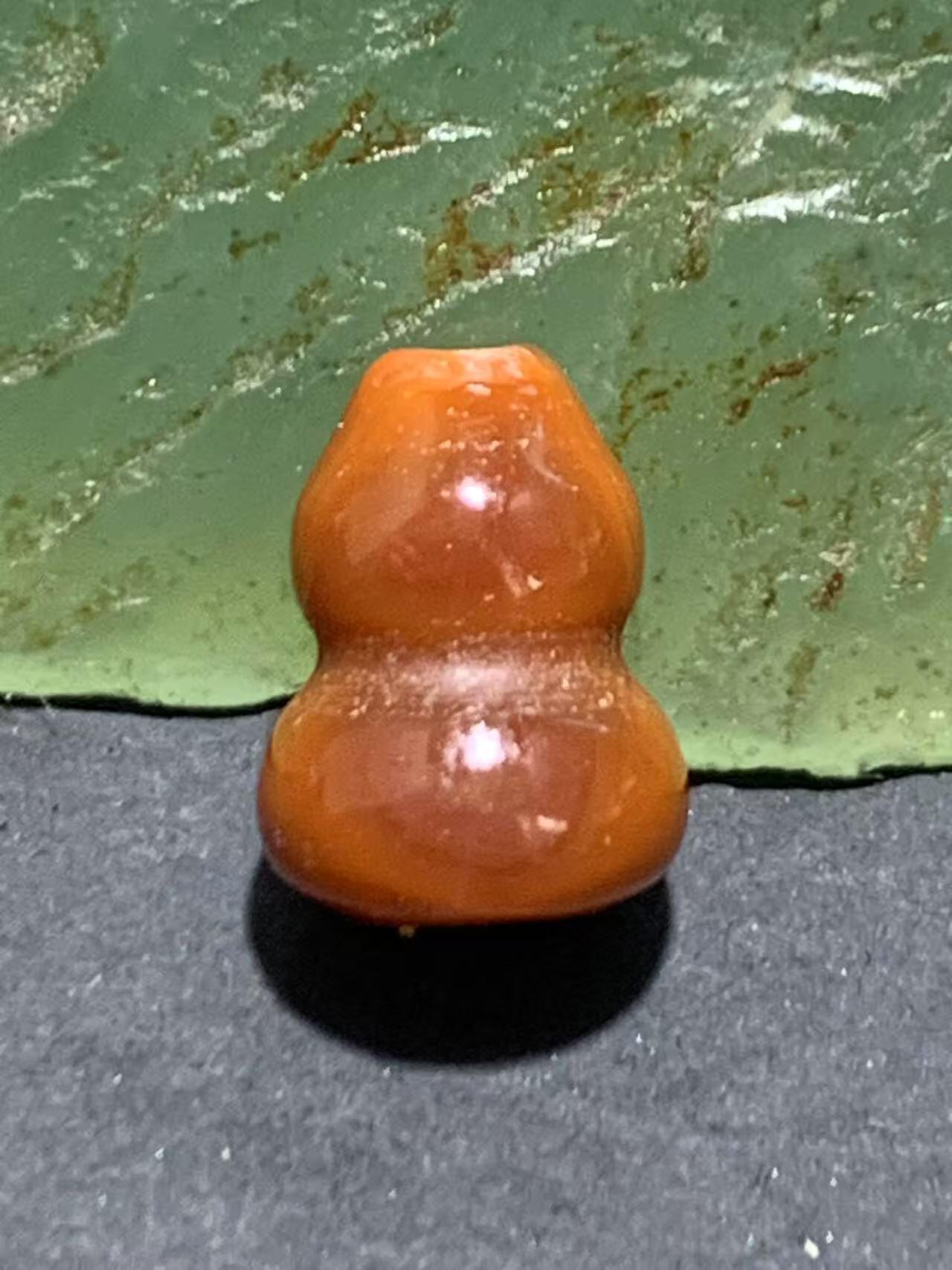 高玉化冻料战国红玛瑙通货葫芦珠一个，