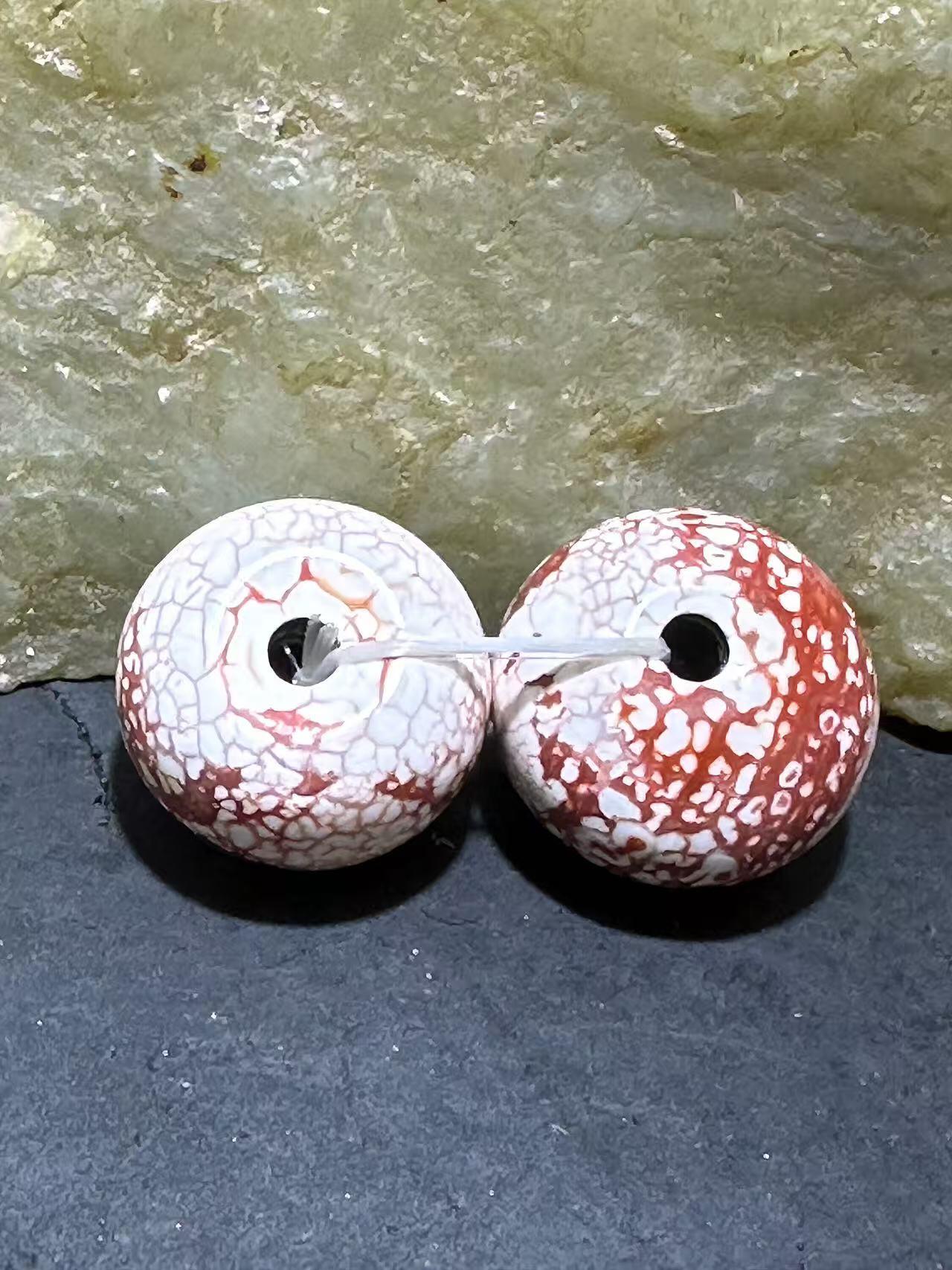 精美藏传龙纹火贡玛瑙算盘一个，
