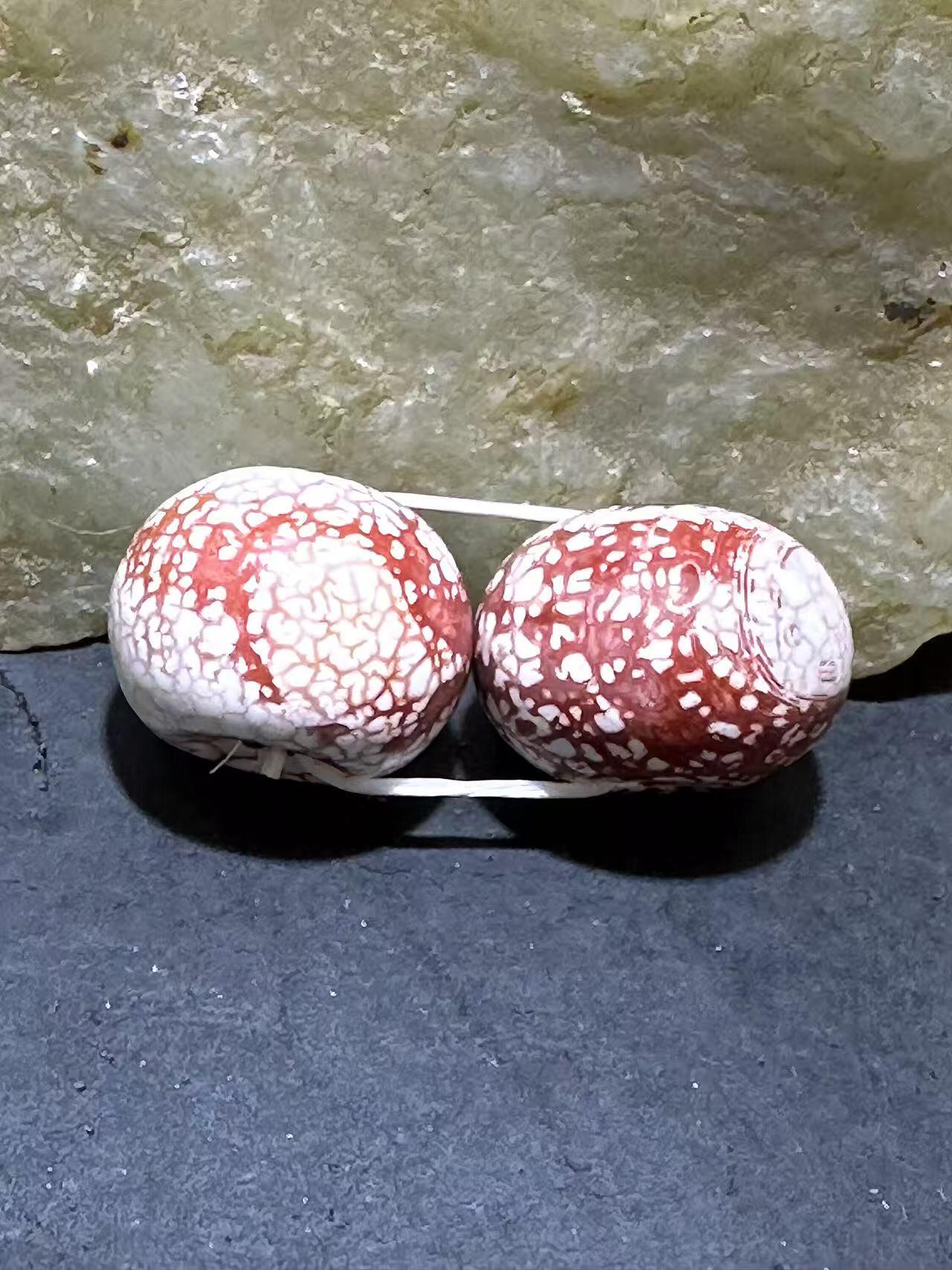 精美藏传龙纹火贡玛瑙算盘一个，