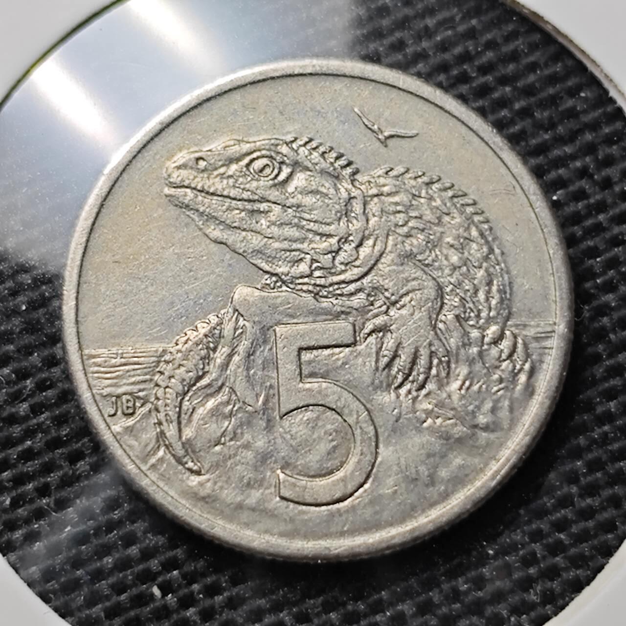 KK钱币收藏小铺 第305期 2月预留时间 周末发货 1985新西兰5分 加拿大代铸 浅雕版