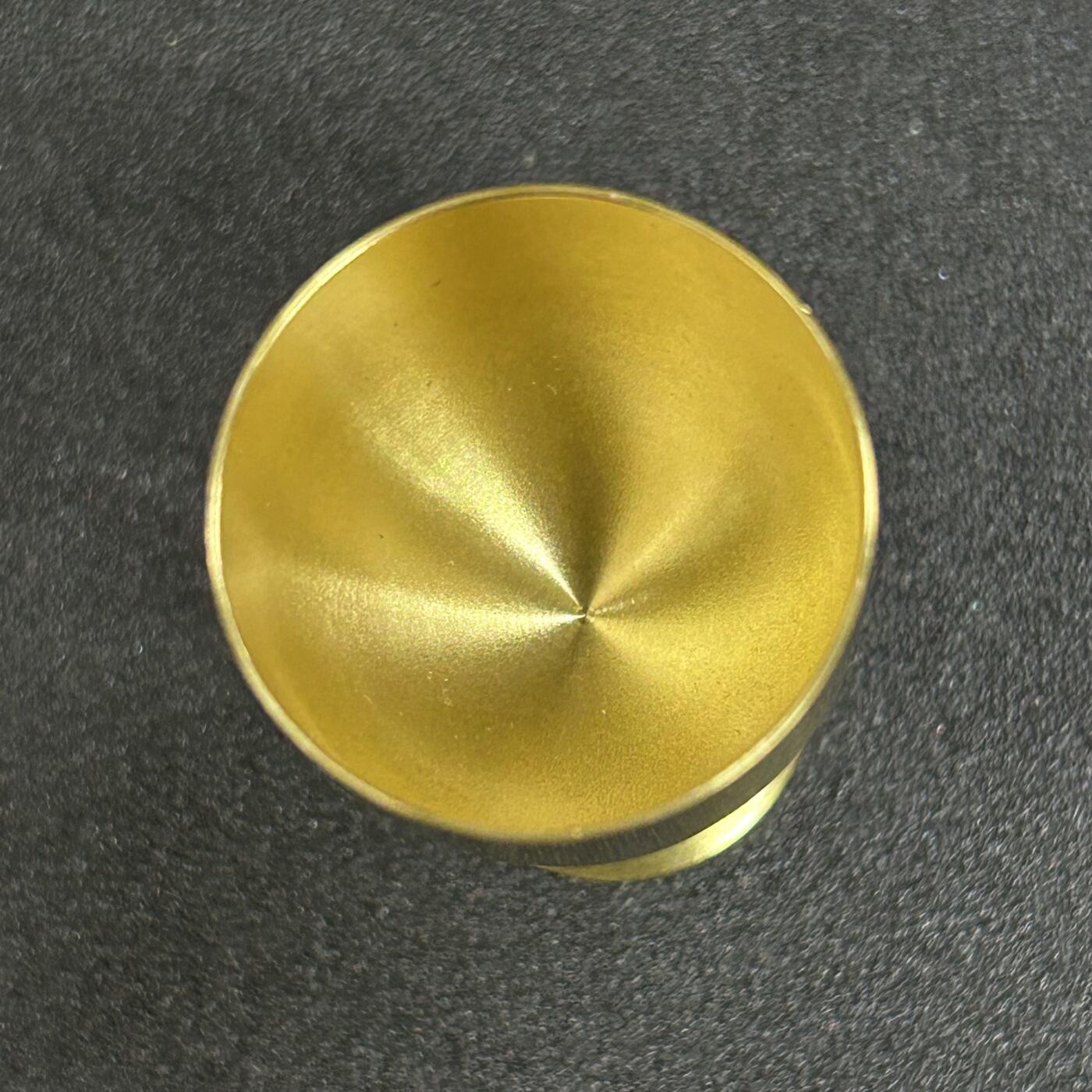 西秦中古拍卖第五十期 海外回流 中古镀金酒杯