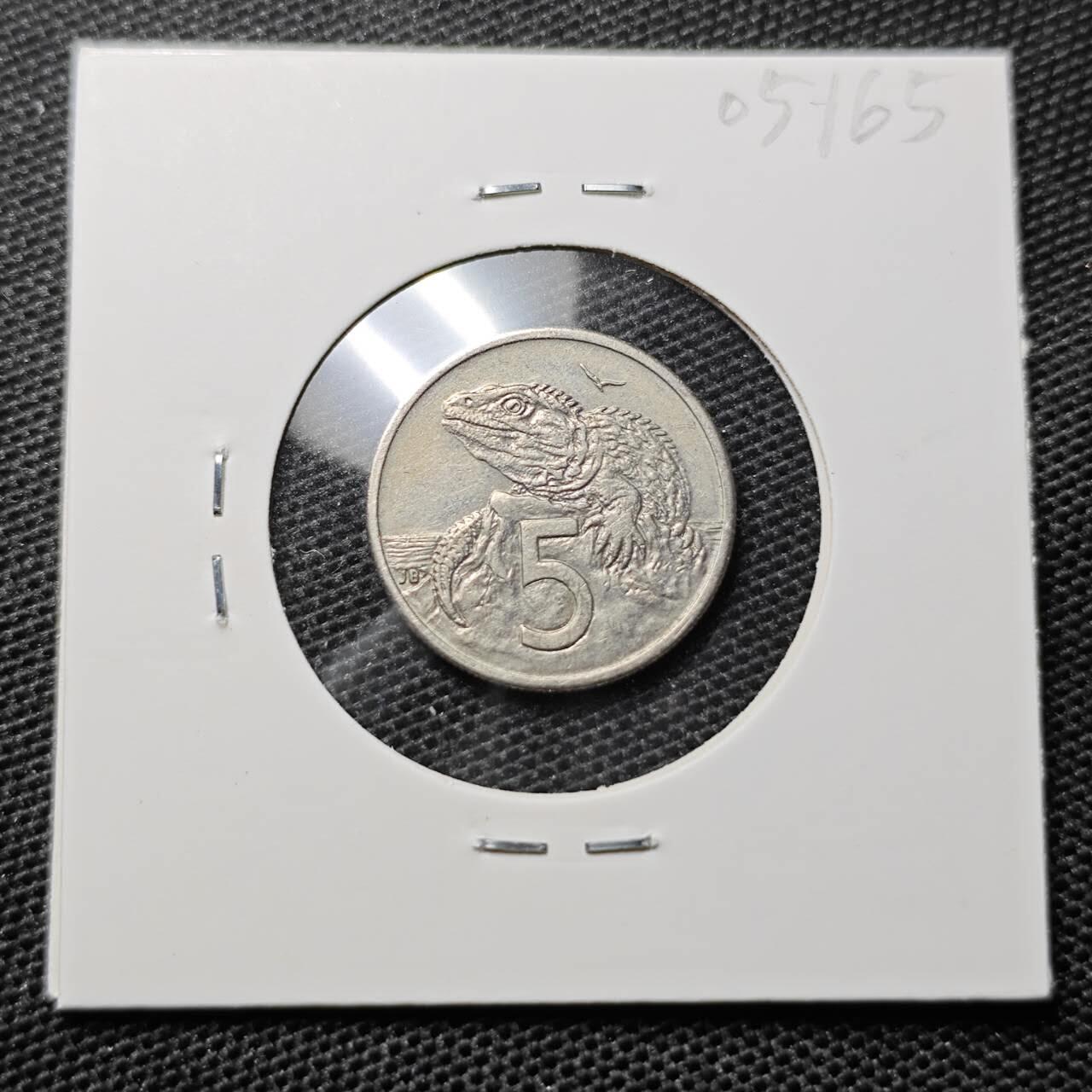 KK钱币收藏小铺 第305期 2月预留时间 周末发货 1985新西兰5分 加拿大代铸 浅雕版