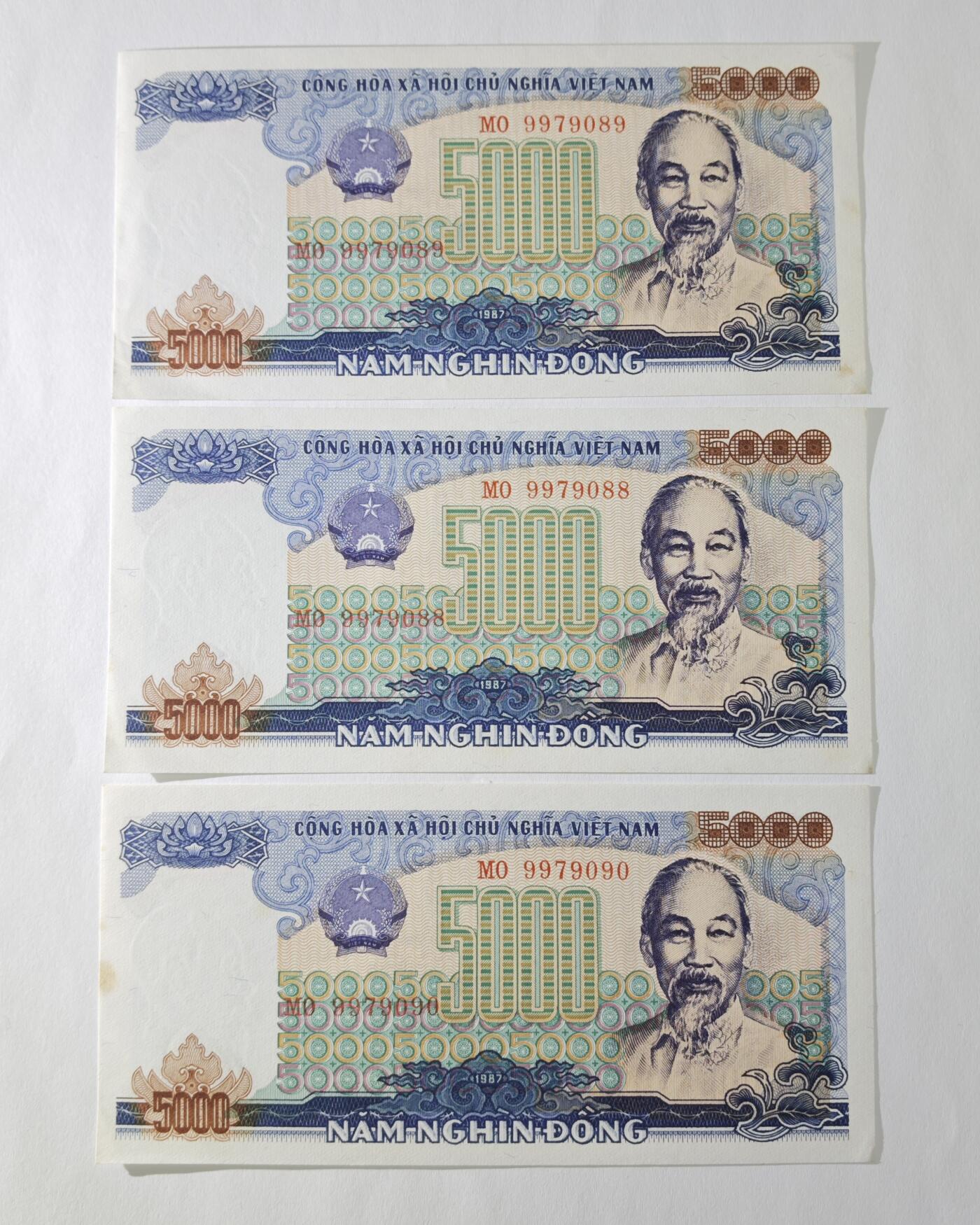 较少越南1987年5000盾靓品靓号退出流通老纸币原票直板3张一起打包出