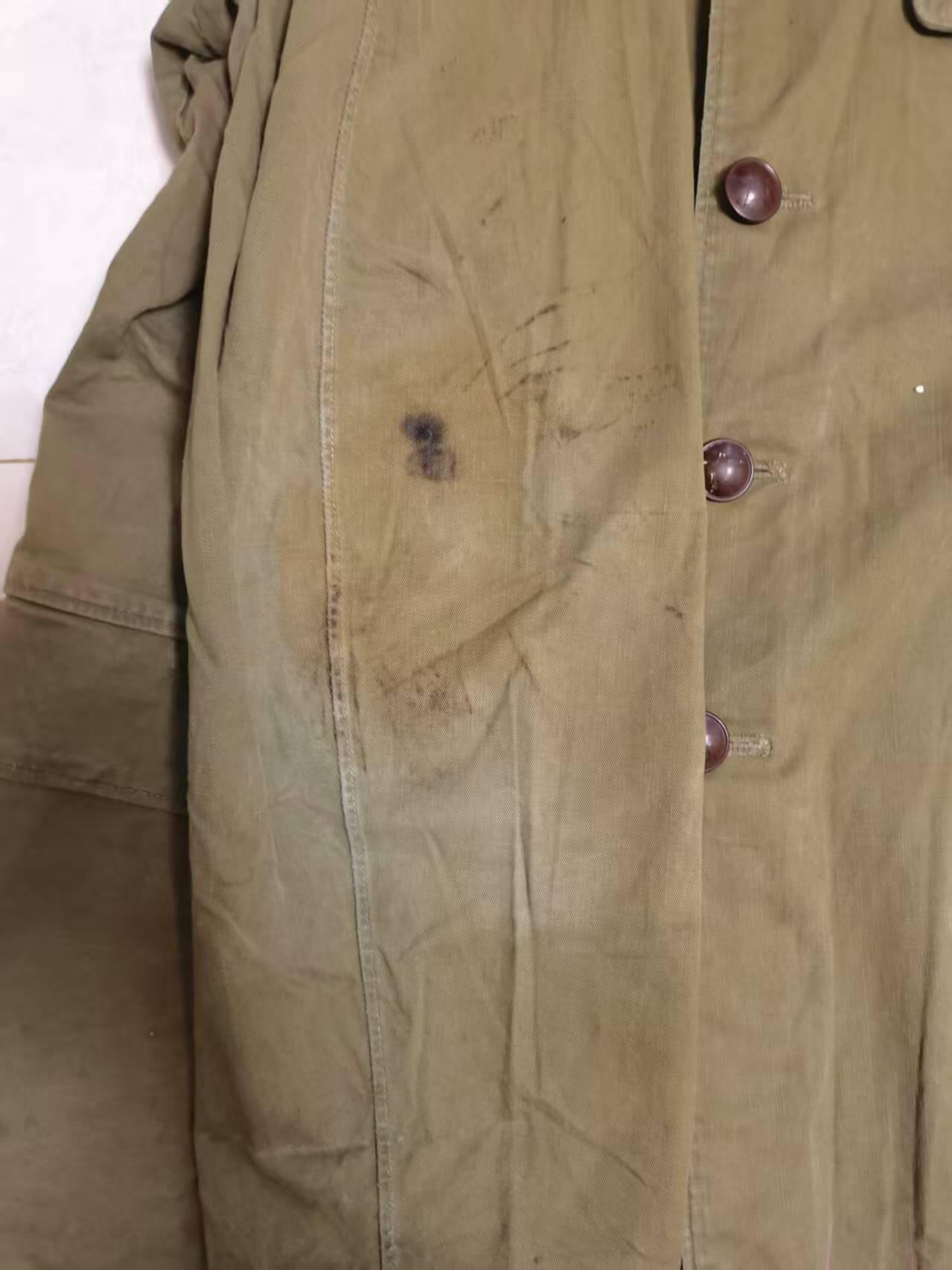 古林万国勋赏爱藏首期大拍（中高考专设场次，百样精品制服奖章书籍）-分享拍场赚佣金