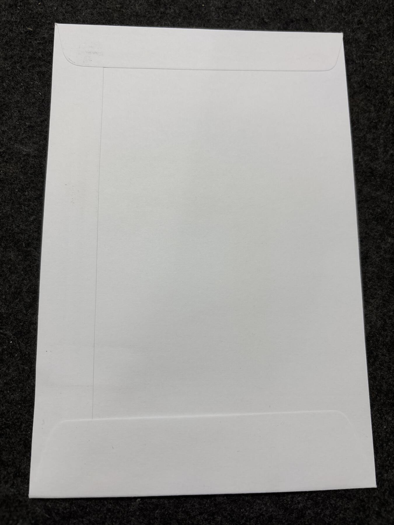 文馨钱币收藏第 257 场，各国好品散币精品场，本场拍品不寄存，继续清理累积的寄存订单，中拍包邮者皆送 UNC 台湾省硬币，望理解，谢谢 全新英国女王在位 50 周年纪念邮票信封