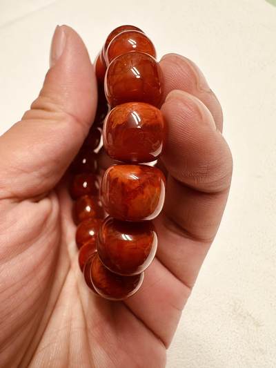 玉石翡翠玛瑙｜拍卖专场 瓦西南红双色火焰纹单圈手串｜配凉山州检证书