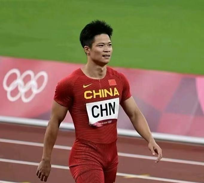 零元拍：‌  “亚洲飞人”苏炳添亲笔签名康比特电解质益生菌冲泡杯！