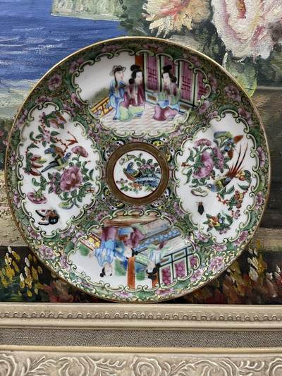 海外回流精品拍卖 - 法国回流清代广彩盘子（直径20.1cm）