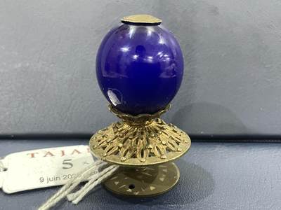 海外回流精品拍卖 - 欧洲回流清代四品帽顶子，品相好。