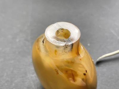 海外回流精品拍卖（五一专场） 法国回流清代影子玛瑙鼻烟壶 尺寸：高7cm。口沿有小磕。