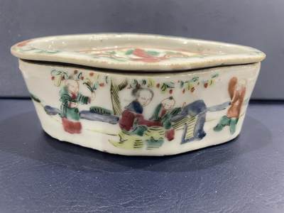 海外回流精品拍卖（五一专场） 法国回流清同治时期蛐蛐罐 尺寸12.5cm。品相好。