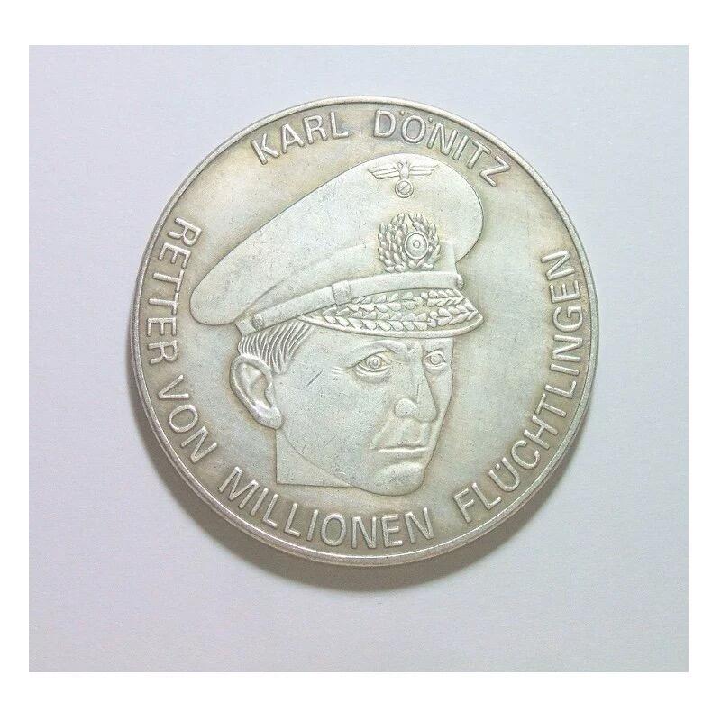 德国第三帝国海军元帅邓尼茨+U型潜艇 高浮雕精制大银章 40MM 25克