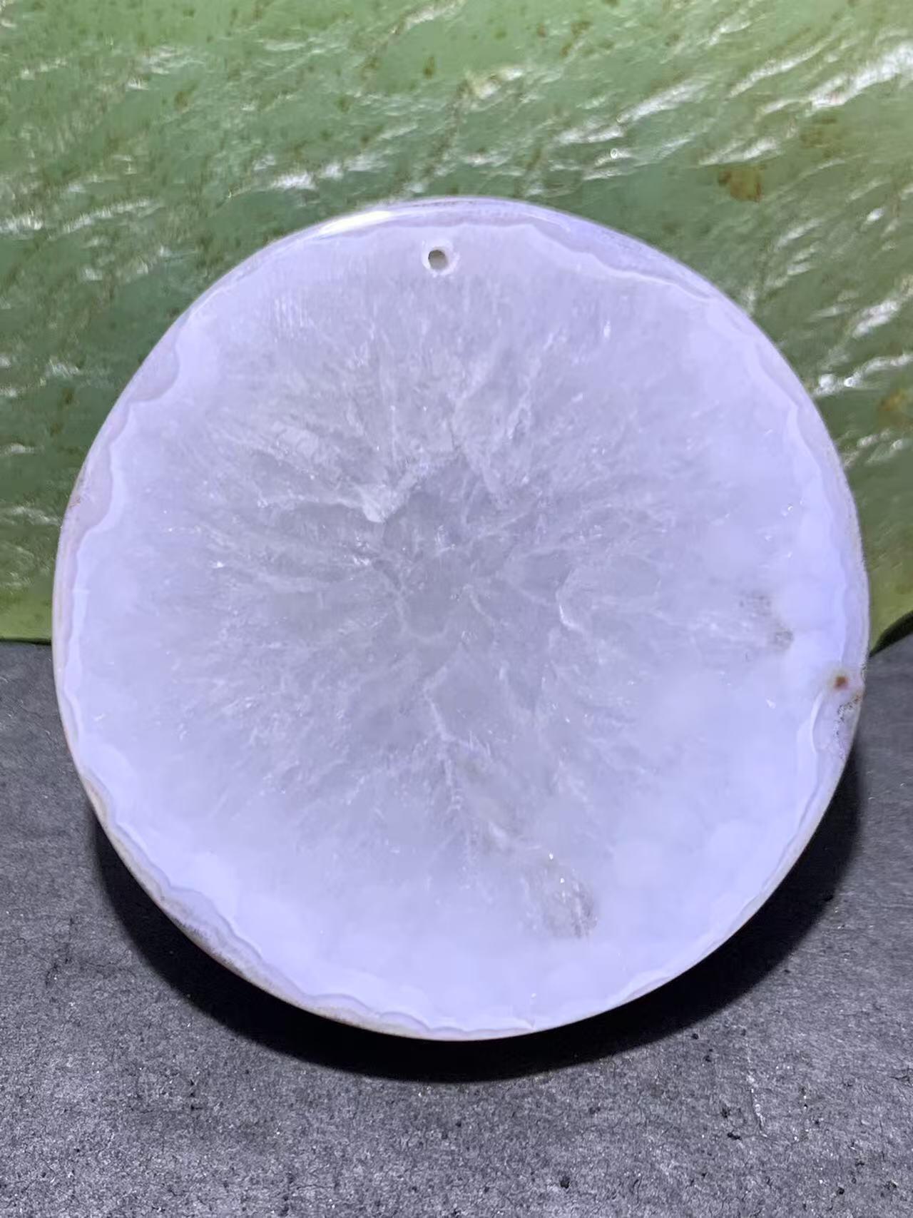精美罕见战国红玛瑙冰飘蓝料牌子，吊坠一个