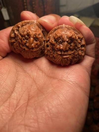 苏工核雕放漏价 - 苏工核雕纯手工，老苏工核桃雕，钟馗百态，市场非通货，等待有缘人，核色红润，尺寸3。65喜欢的来
