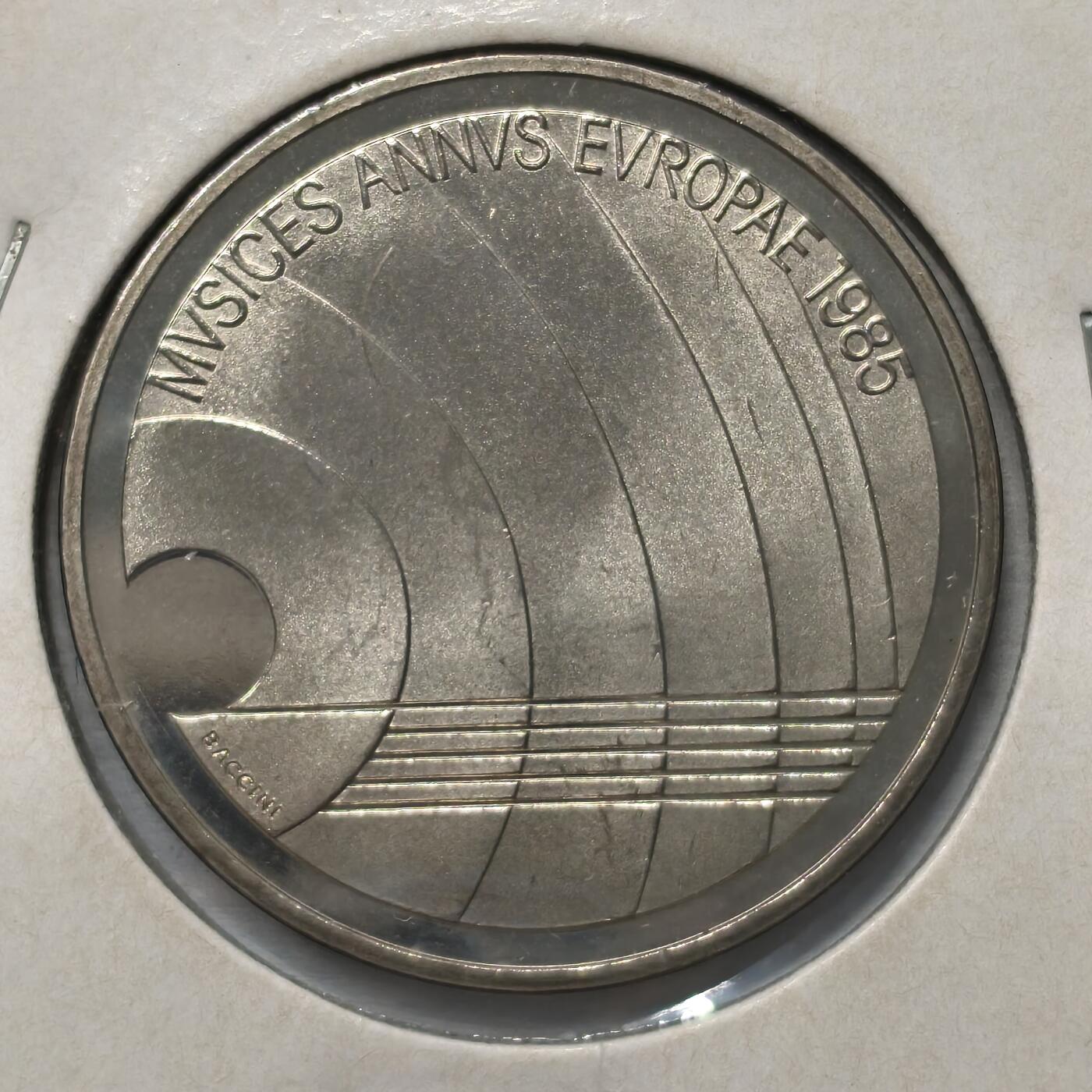 Krab外币市集Vol.17 瑞士1985年5法郎-音乐节纪念币