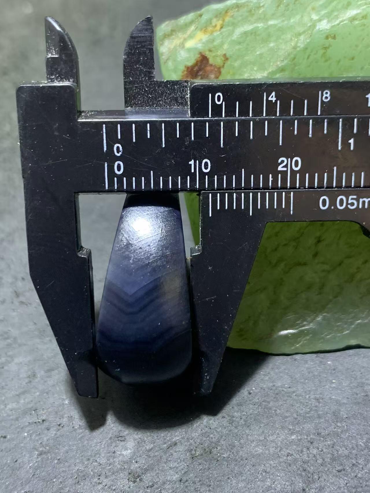风化纹药师玛瑙通货戒指一个，，，