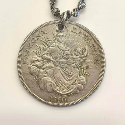 博洋堂世界钱币拍卖第129期（全场包邮） 德国巴伐利亚1760年圣母抱婴泰勒型银章 带银项链 42MM 32克