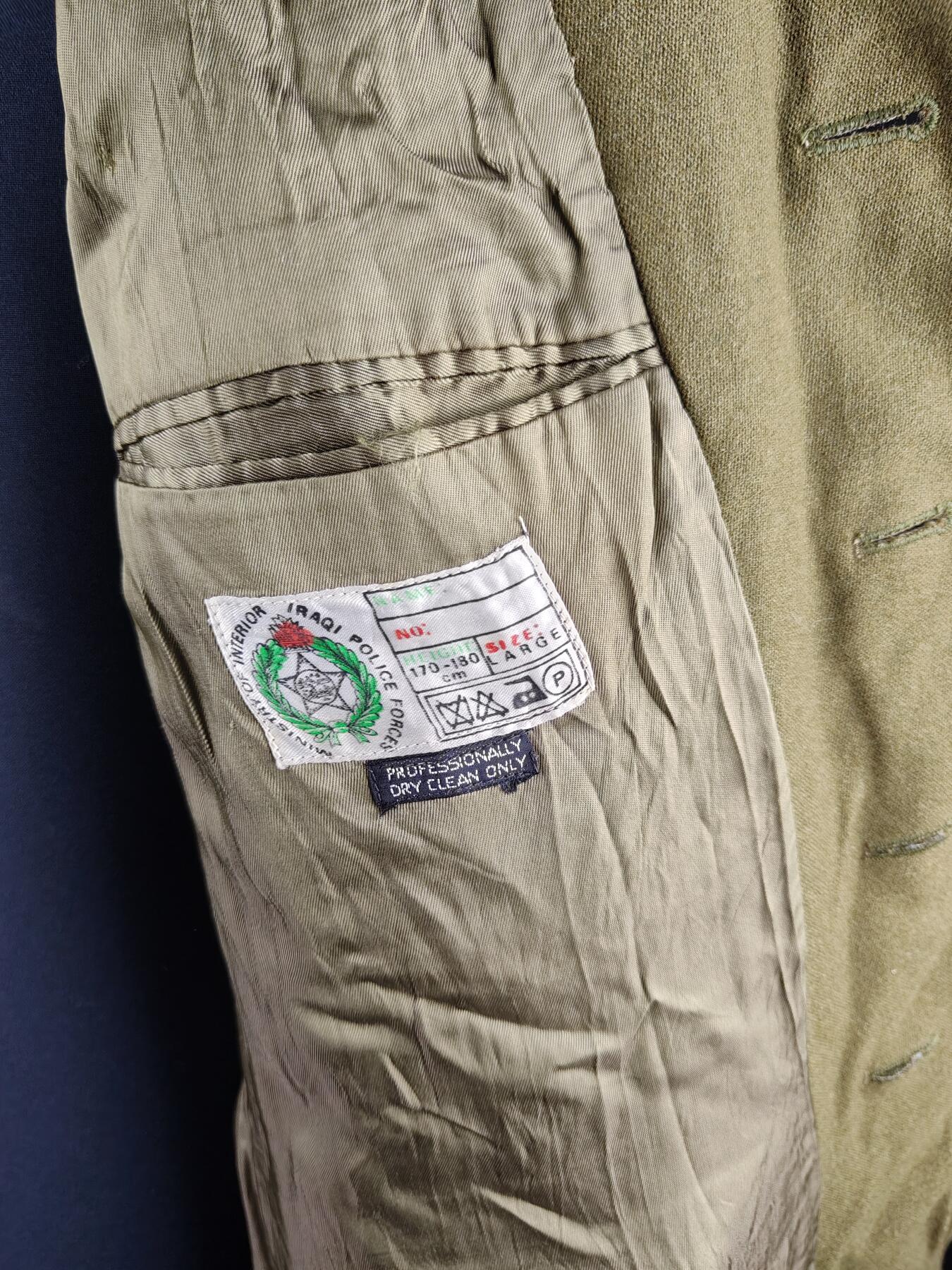 0元起拍勋章 第274期 咸鱼国勋章拍卖专场 7月6日（周日）下午6：00开始 稀少 伊拉克常服上衣 兜无扣 胸围108 肩宽50 衣长79袖长64