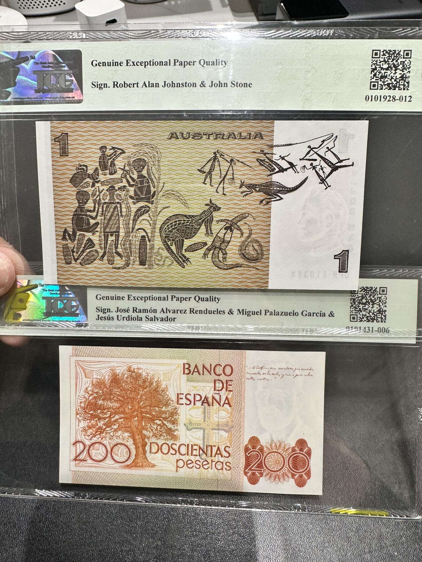 《外钞收藏家》第五百四十三期（本期有丰富的裸币和精品评级币）（本平台长期征集拍品、欢迎藏友们联系合作）