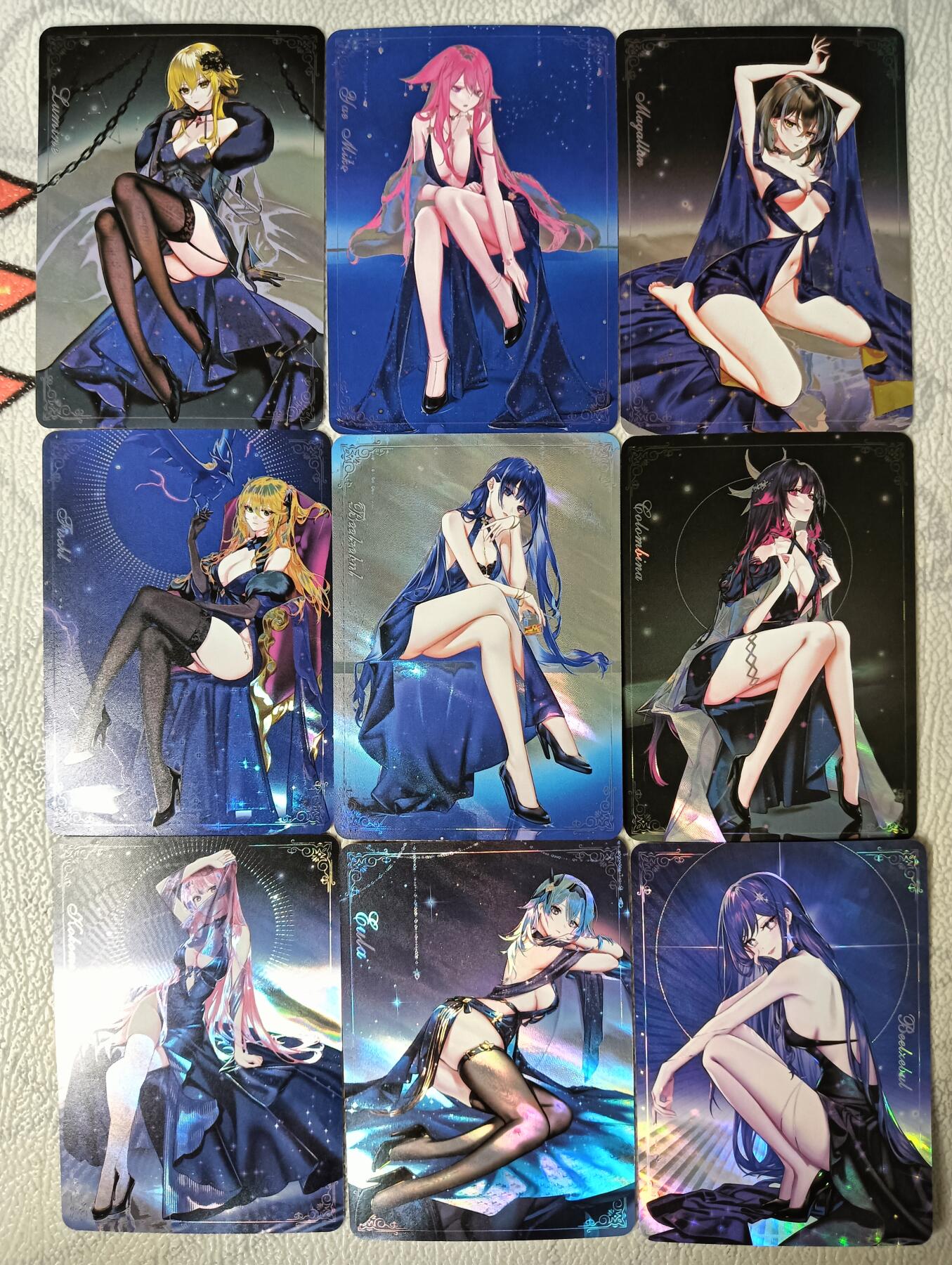 花开卡拍第29期（品控勿拍!!!拍品不寄存，运费5元，自制卡难免瑕疵，可能存在轻微撞角爆边等出厂瑕疵，品控介意勿拍！） 驴歪歪 原神霞光闪晚礼服一套九张