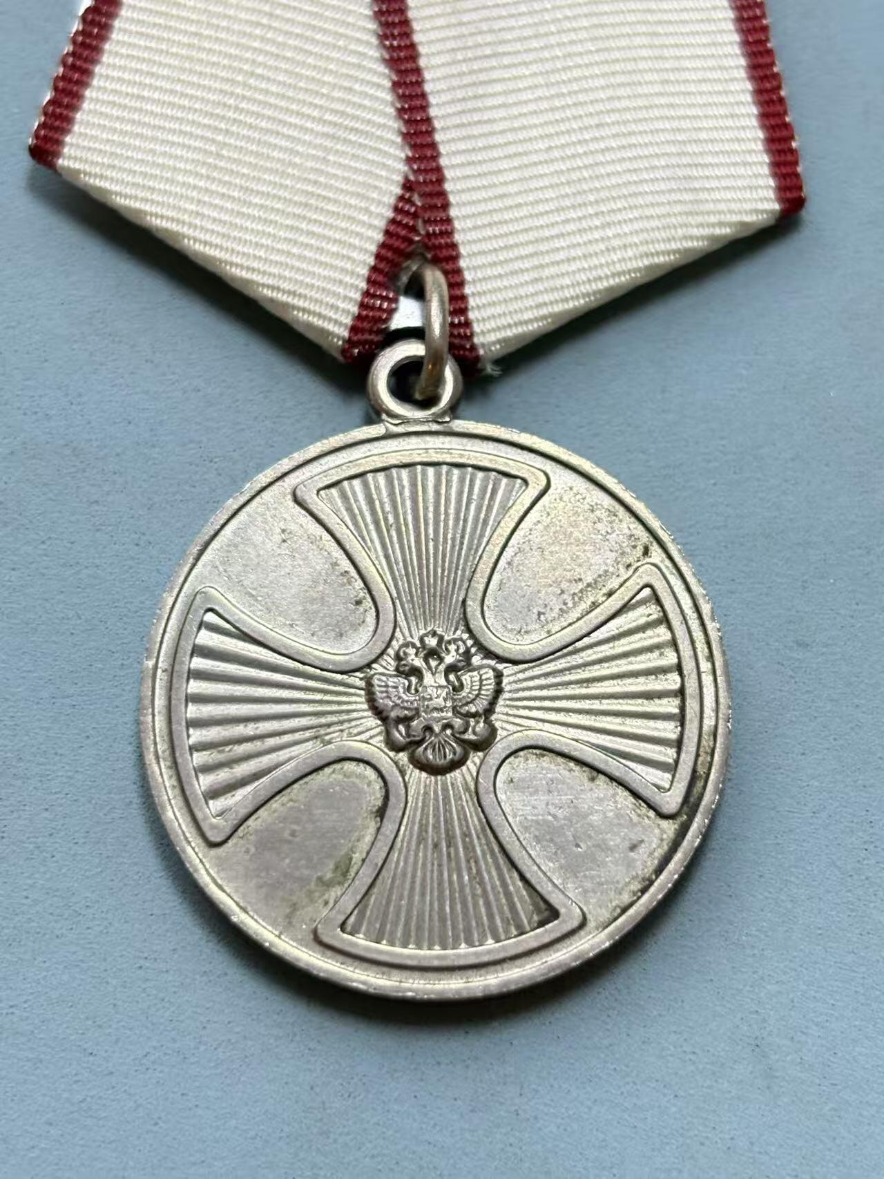 盛世勋华——号角文化勋章邮票专场拍卖第299期 俄罗斯切尔诺贝利清理工程师获得的拯救生命奖章 银制 编号：1966 带电子档案 少见核电工程师因为切尔诺贝利清理颁发 带电子档案