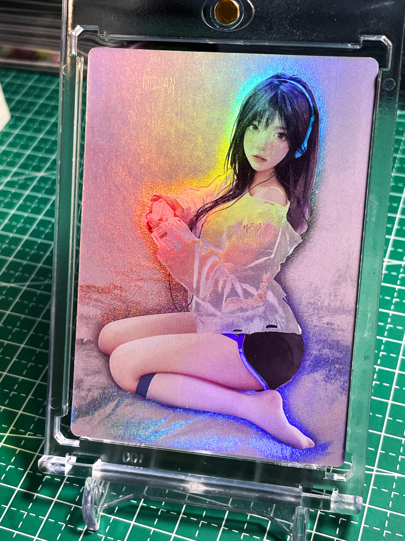 显眼宝22期 颜值精选·真 【带卡砖】众里寻她 在光里 很美的女朋友啦 一张 磨砂彩 63*88