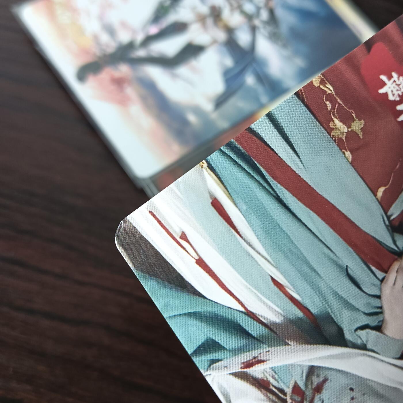 花开卡拍第29期（品控勿拍!!!拍品不寄存，运费5元，自制卡难免瑕疵，可能存在轻微撞角爆边等出厂瑕疵，品控介意勿拍！） 散配彩闪、光刻纱布光栅等26张，有一张有点撞角，辰龙是卡友自制光栅版