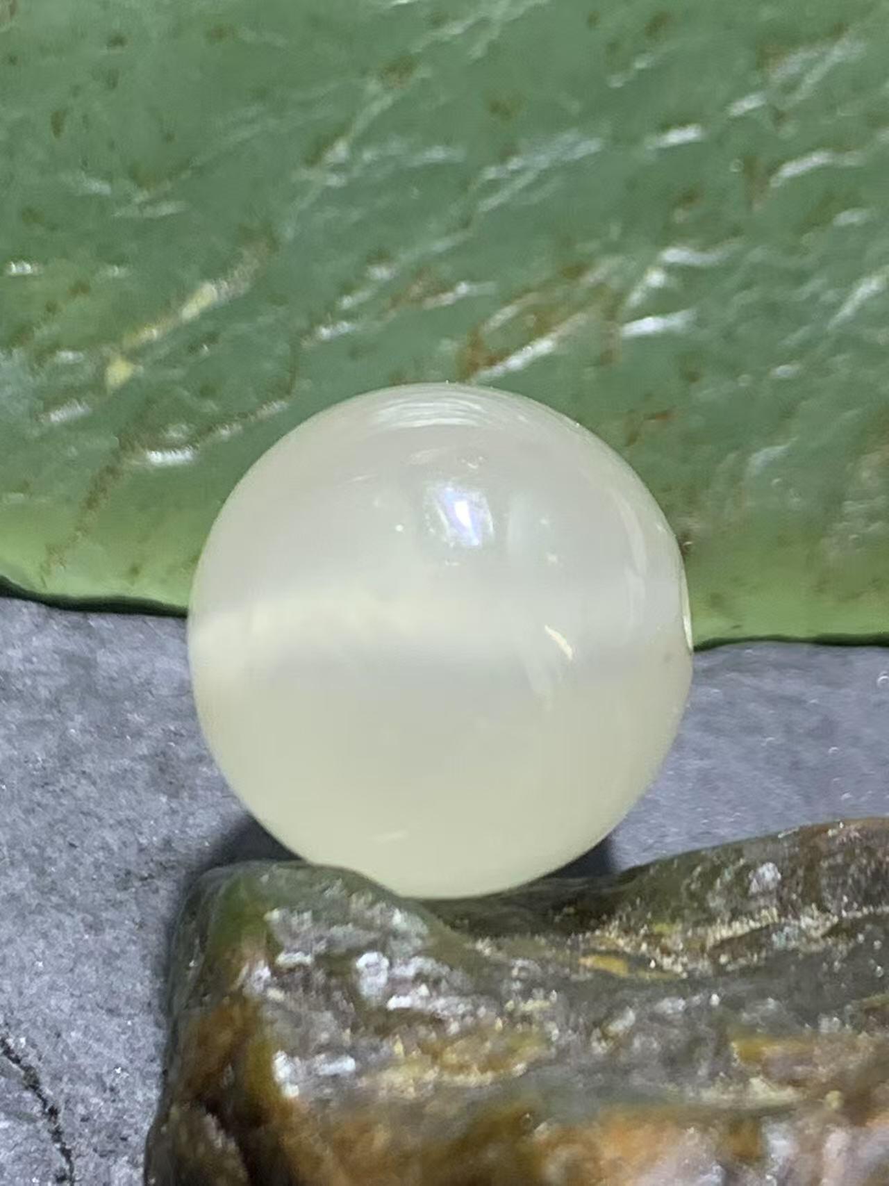 放福利！精美荔枝冻随形一体佛头三通一个，配串利器！