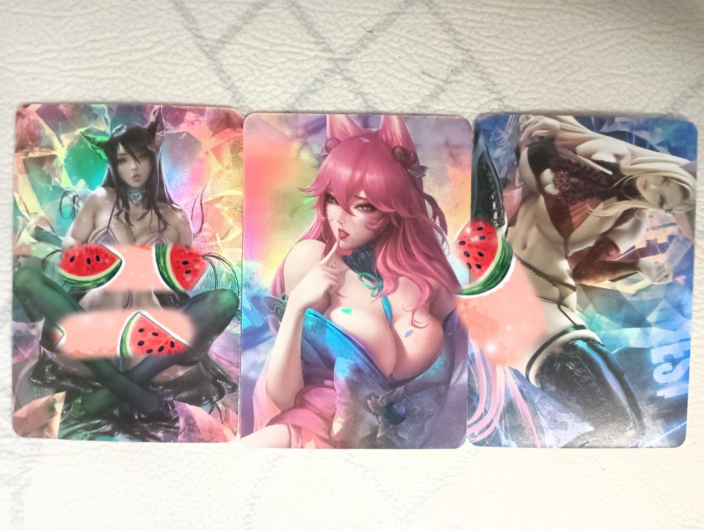 花开卡拍第29期（品控勿拍!!!拍品不寄存，运费5元，自制卡难免瑕疵，可能存在轻微撞角爆边等出厂瑕疵，品控介意勿拍！） 英雄联盟 阿狸 折光彩闪三张
