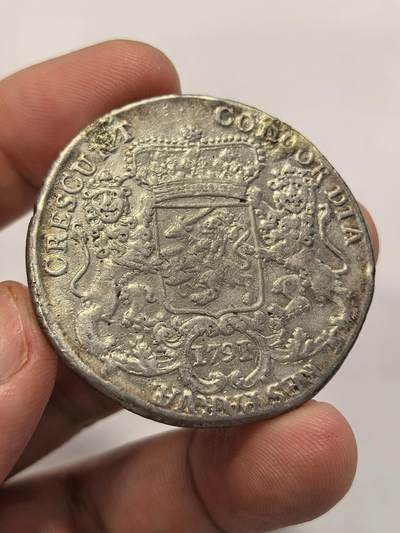 博洋堂世界钱币拍卖第129期（全场包邮） 荷兰1782、1791年西弗里斯兰省马剑大银币2枚一组