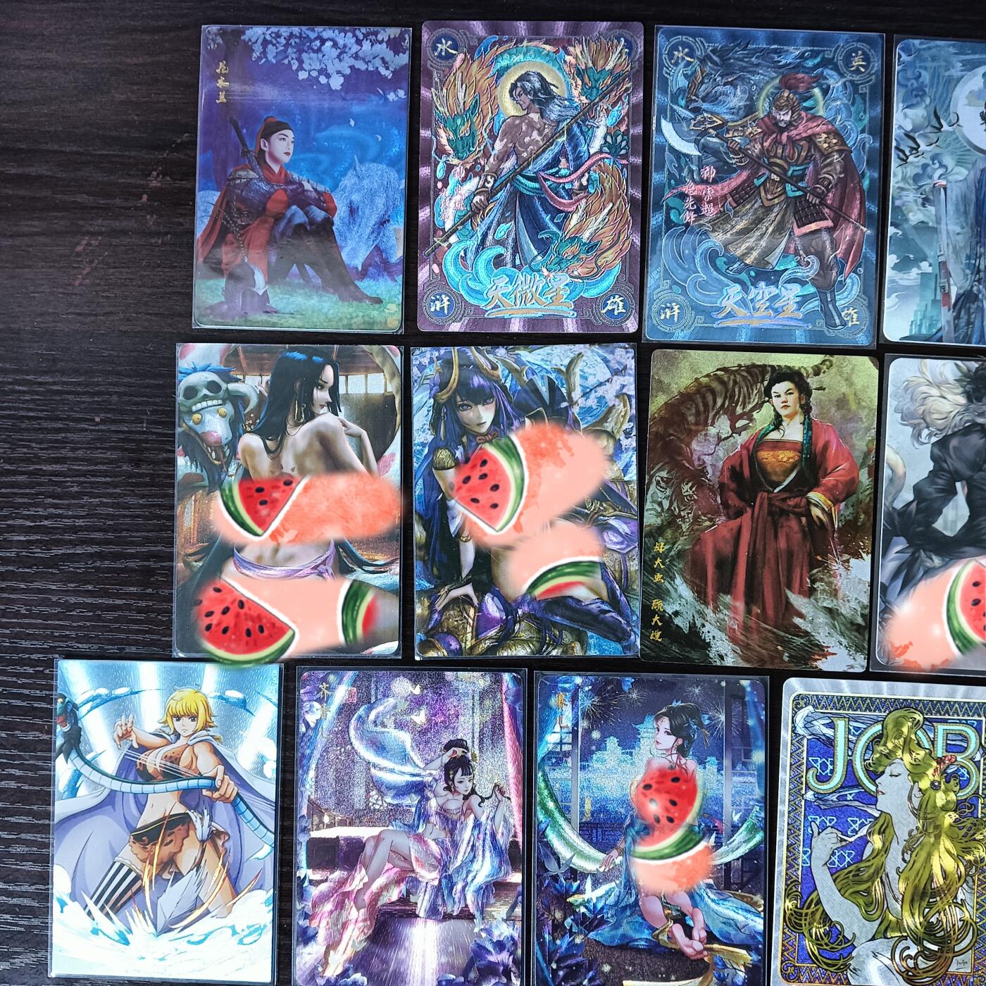 花开卡拍第29期（品控勿拍!!!拍品不寄存，运费5元，自制卡难免瑕疵，可能存在轻微撞角爆边等出厂瑕疵，品控介意勿拍！） 散配动漫粗闪31张
