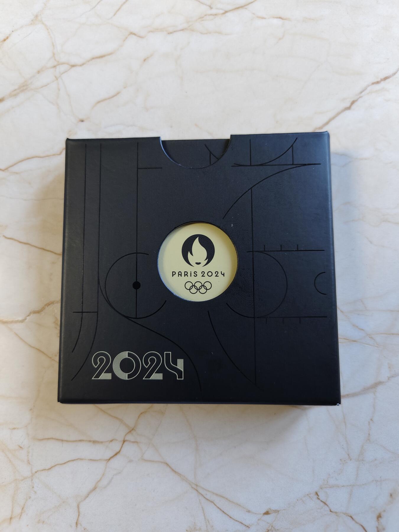 第165期拍卖【长期征集拍品】 法国2024年巴黎奥运六边形纪念金币，999金，3克，金价2319元