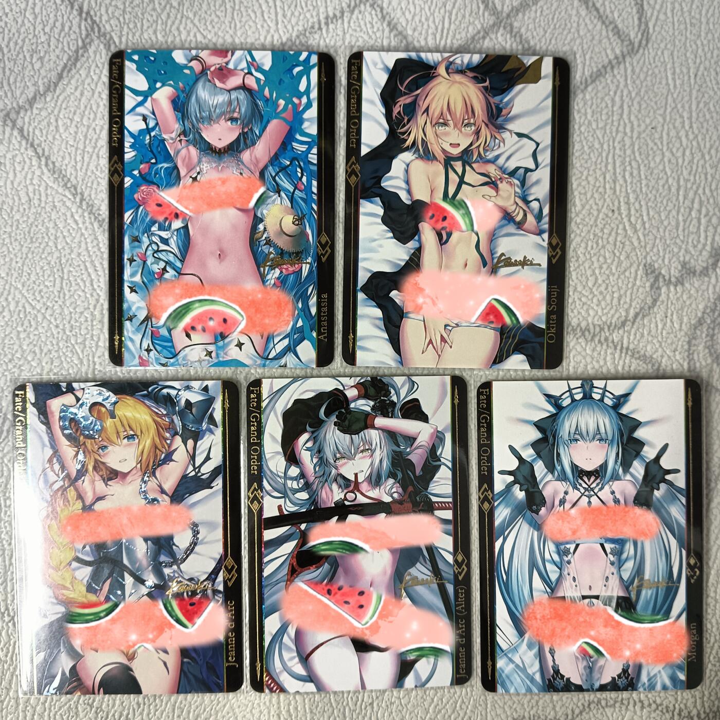 花开卡拍第29期（品控勿拍!!!拍品不寄存，运费5元，自制卡难免瑕疵，可能存在轻微撞角爆边等出厂瑕疵，品控介意勿拍！） 白花恋诗卡牌 FGO系列一套五张 钻闪 绝对私房 卡背不同图案 一样精彩