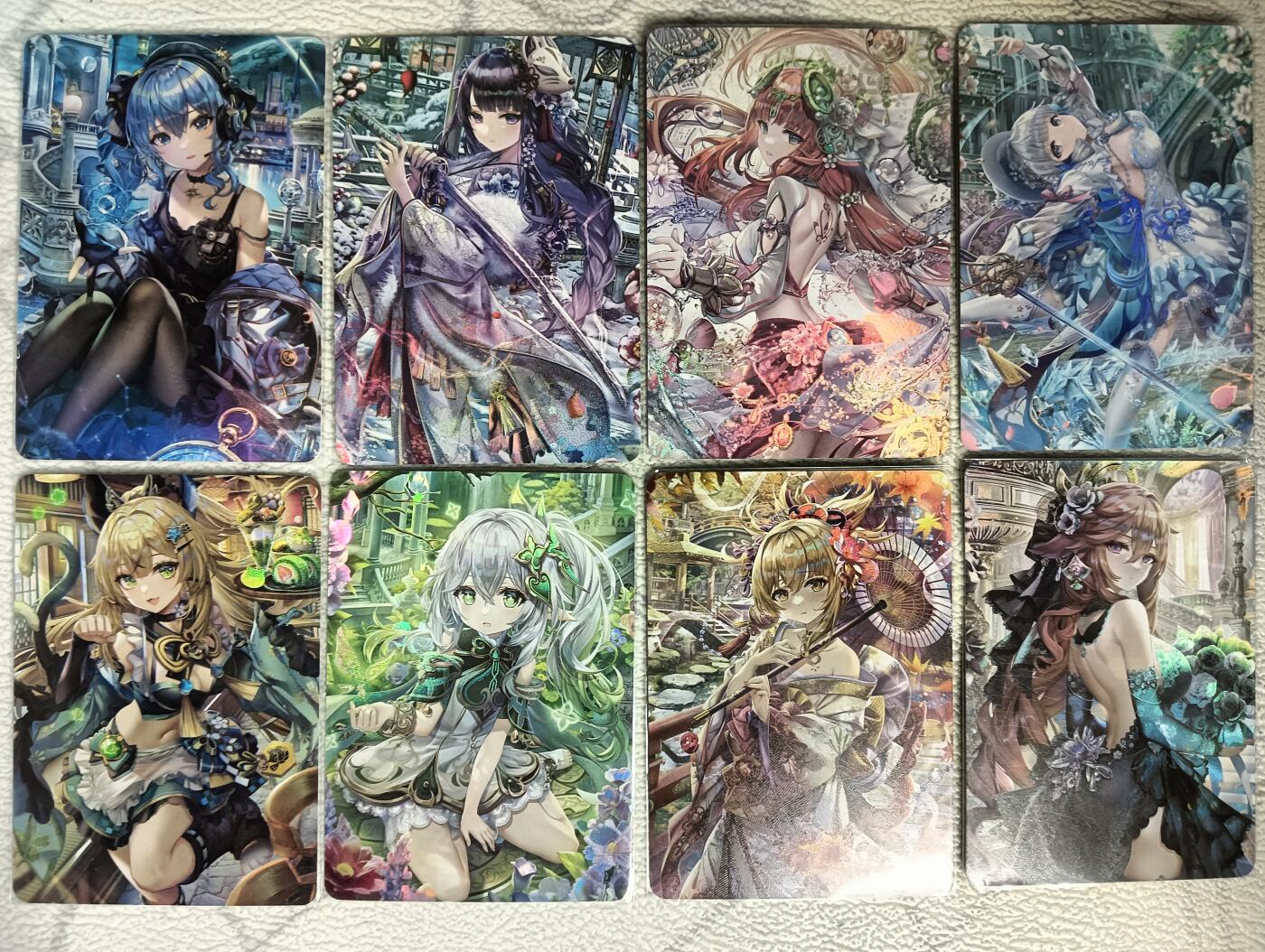 花开卡拍第29期（品控勿拍!!!拍品不寄存，运费5元，自制卡难免瑕疵，可能存在轻微撞角爆边等出厂瑕疵，品控介意勿拍！） 凌墨t画师 原神等同人妹卡c 8张折光彩闪