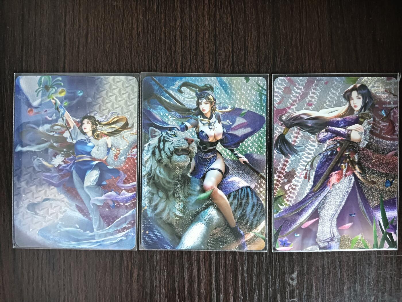 花开卡拍第29期（品控勿拍!!!拍品不寄存，运费5元，自制卡难免瑕疵，可能存在轻微撞角爆边等出厂瑕疵，品控介意勿拍！） 日替内室卡牌 古风美女3张 粗闪 胯下白虎