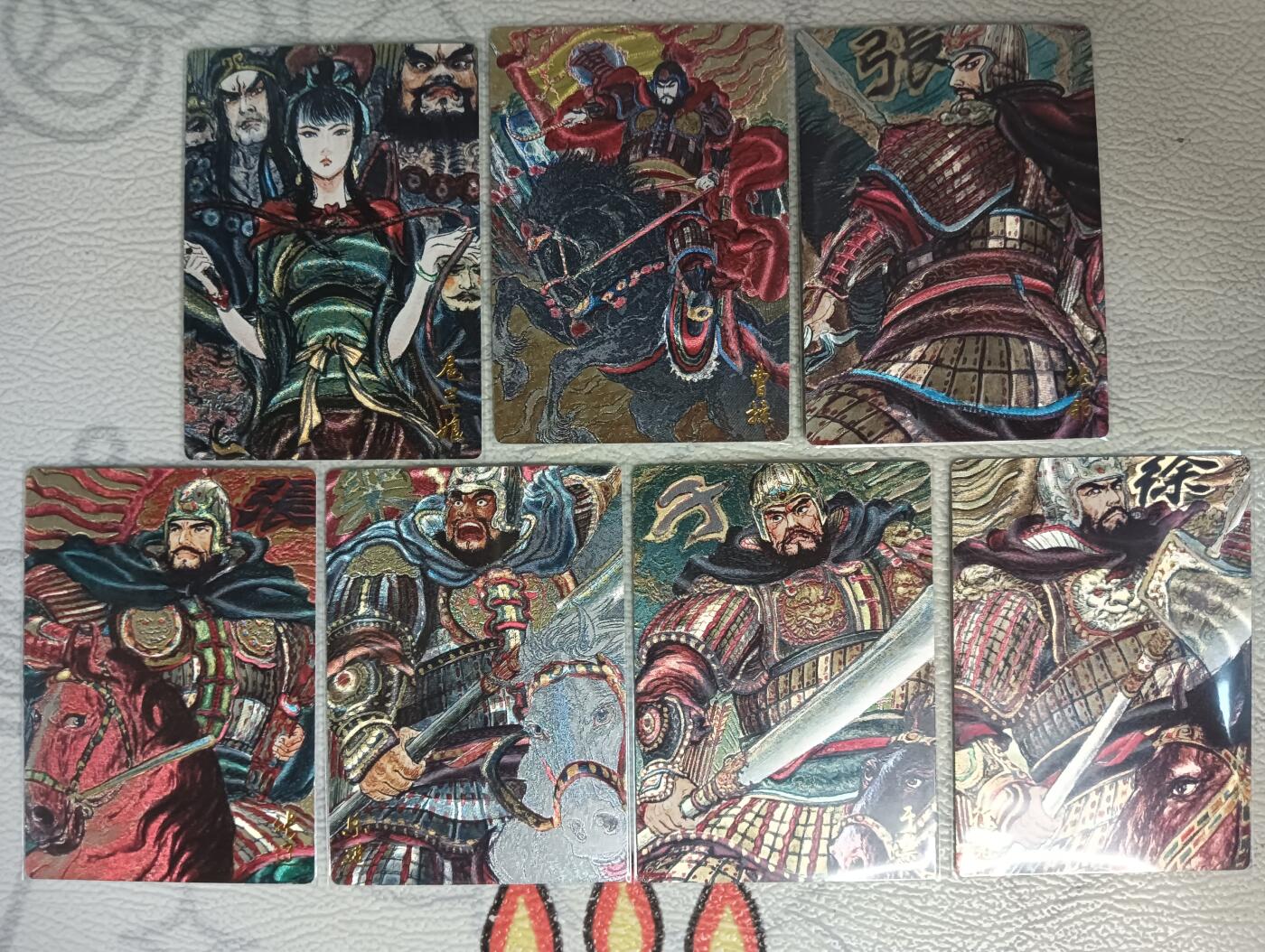 花开卡拍第29期（品控勿拍!!!拍品不寄存，运费5元，自制卡难免瑕疵，可能存在轻微撞角爆边等出厂瑕疵，品控介意勿拍！） 昆仑万象，五子良将套卡+曹操+扈三娘，粗闪，7张