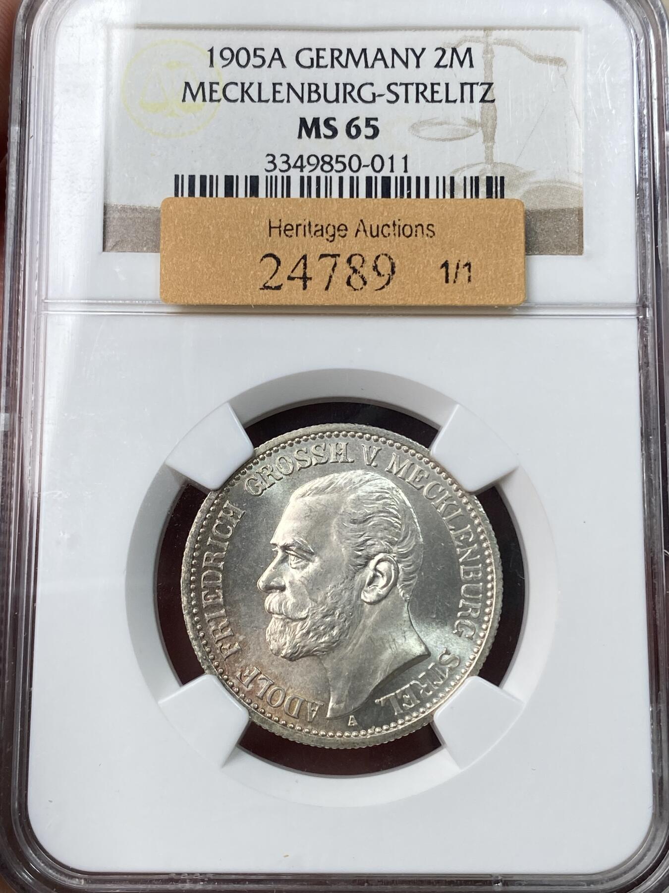 万国钱币拍卖第049期（万国夏季大拍） NGC MS65 1905年德国梅克伦堡-施特雷利茨阿道夫·弗里德里希五世大公长翅流通2马克 顶级小邦品种 银霜转光BU收藏级 NGC唯一亚军分 HA拍卖原物