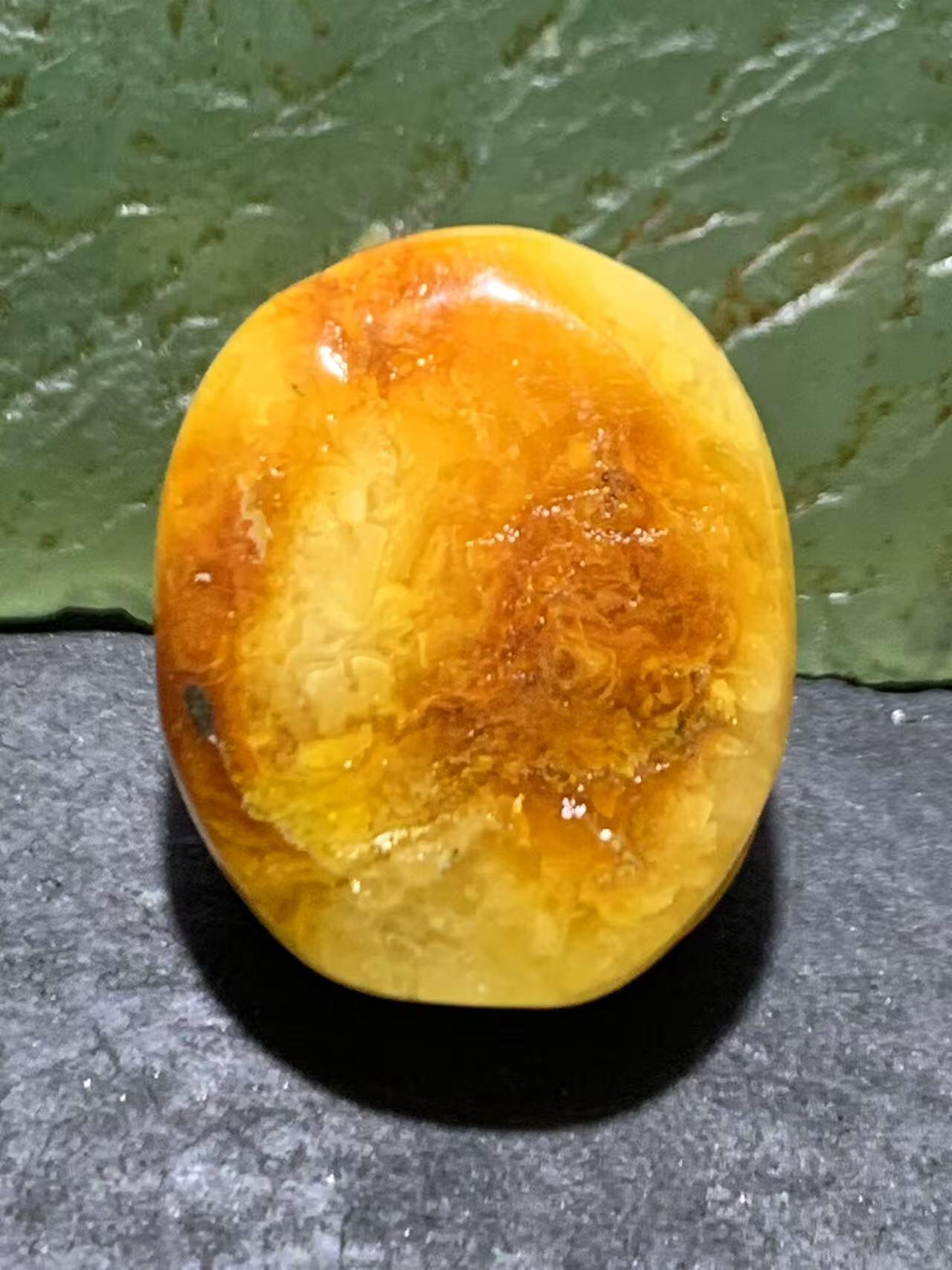 精美天然乌克兰蜜蜡雕刻龟壳寓意，富甲天下，一个，！