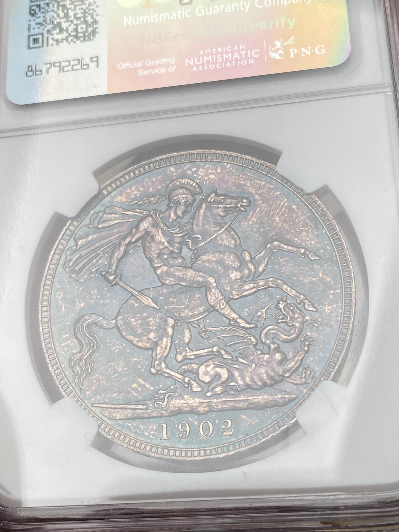 万国钱币拍卖第049期（万国夏季大拍） NGC MS63 1902年英国爱德华七世马剑克朗 原味英伦酱黑五彩 