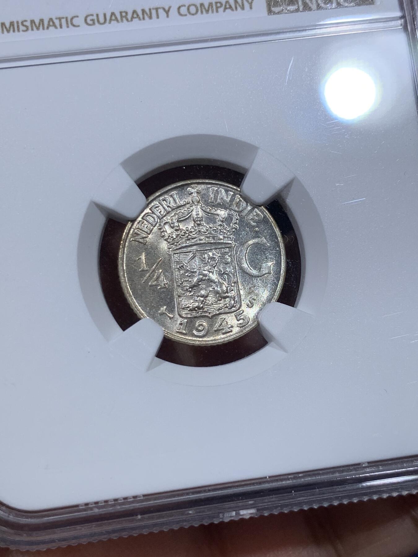 《竞宝斋》第398场 周日，周一，2场连拍 （全场包邮） NGC-MS64 荷属东印度1945S 1/4盾银币