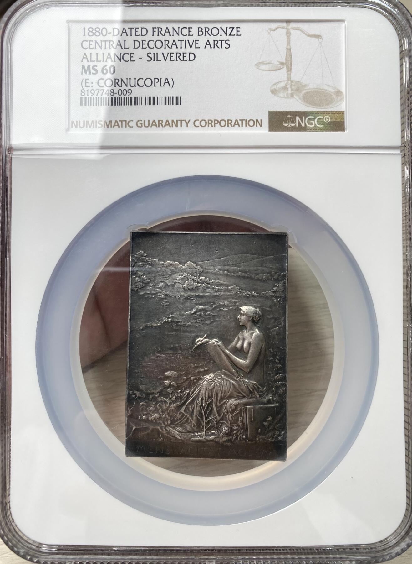 万国钱币拍卖第049期（万国夏季大拍） NGC MS60 1880年法国中央装饰艺术联盟纪念方形镀银章 年轻的裸露少女在乡间作画 71.74G
