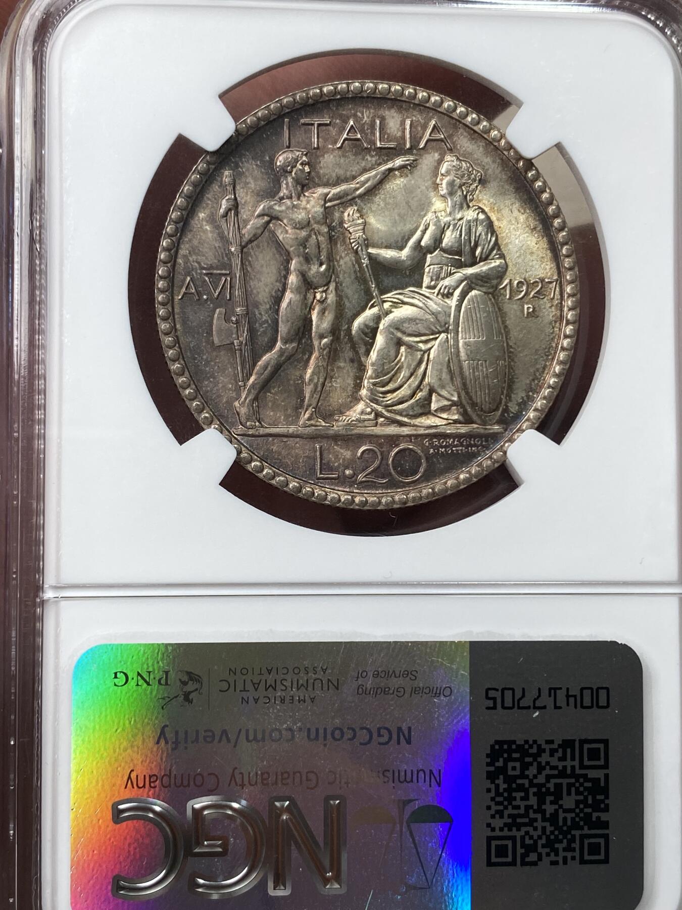 万国钱币拍卖第049期（万国夏季大拍） NGC MS66 意大利王国伊曼纽尔三世裸男20里拉银币 原味香槟金彩转光 一步到位的GEM收藏品质