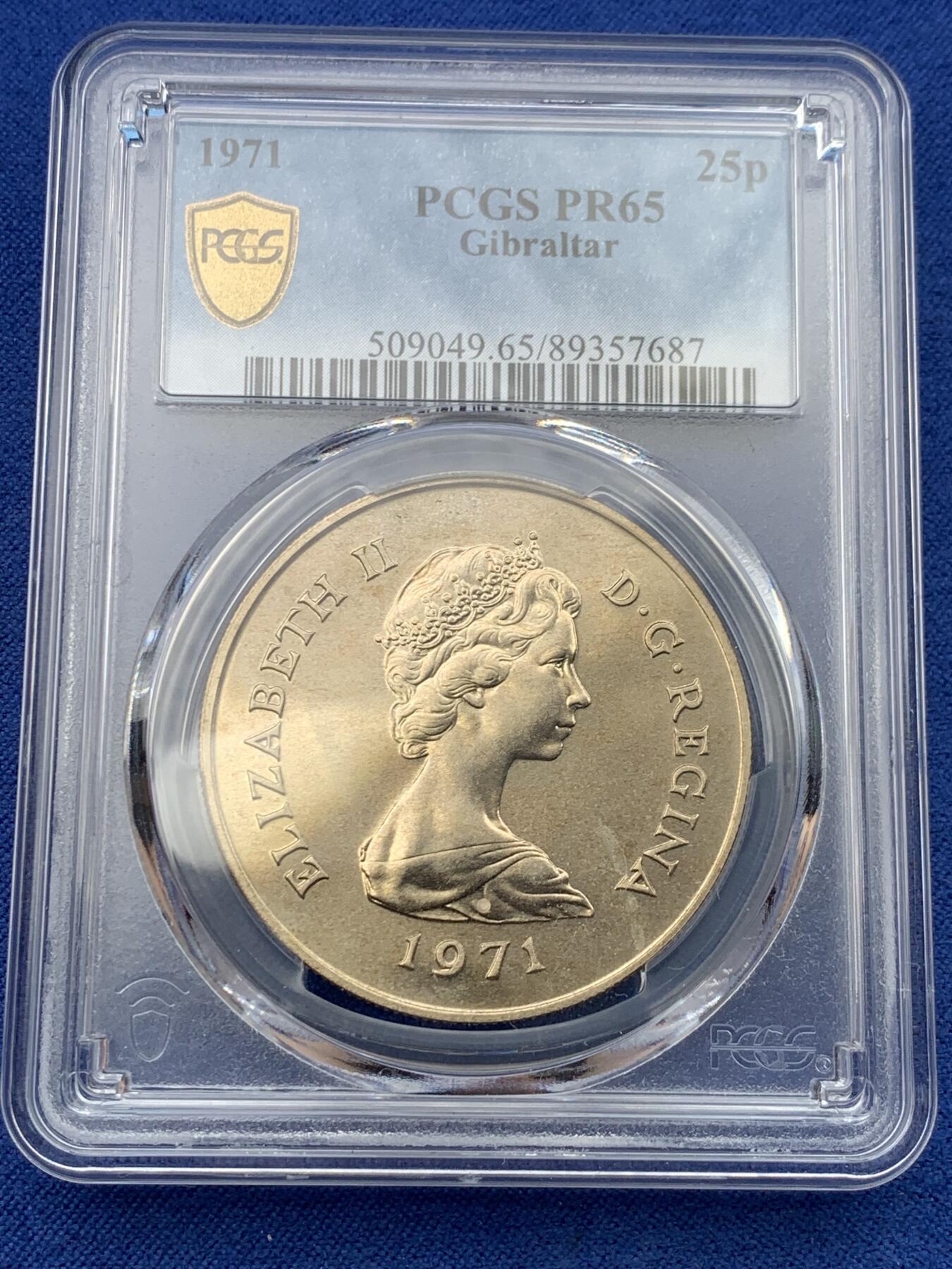 《竞宝斋》第398场 周日，周一，2场连拍 （全场包邮） PCGS-PR65 1971直布罗陀25p大猩猩 是银质的精制版 不是普通的镍版 非常少见 之前HA上PR64的拍了55美金