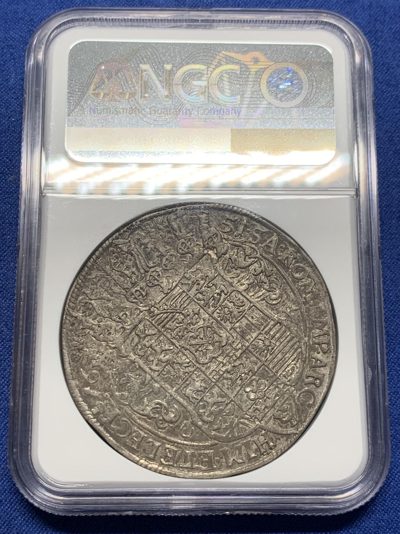 《竞宝斋》第398场 周日，周一，2场连拍 （全场包邮） NGC AU58 德国 1651年 萨克森 持剑武士泰勒大银币 17世纪的经典品种