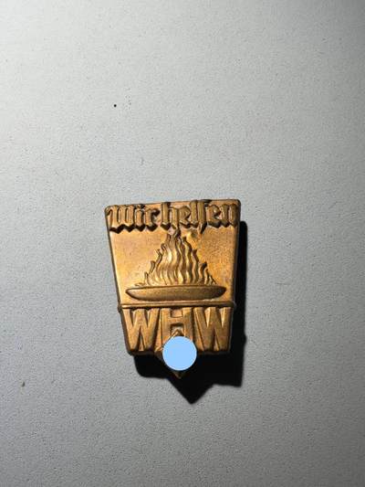 盛世勋华——号角文化勋章邮票专场拍卖第295期 - 德国（1939）冬季募捐“我们帮助”纪念证章