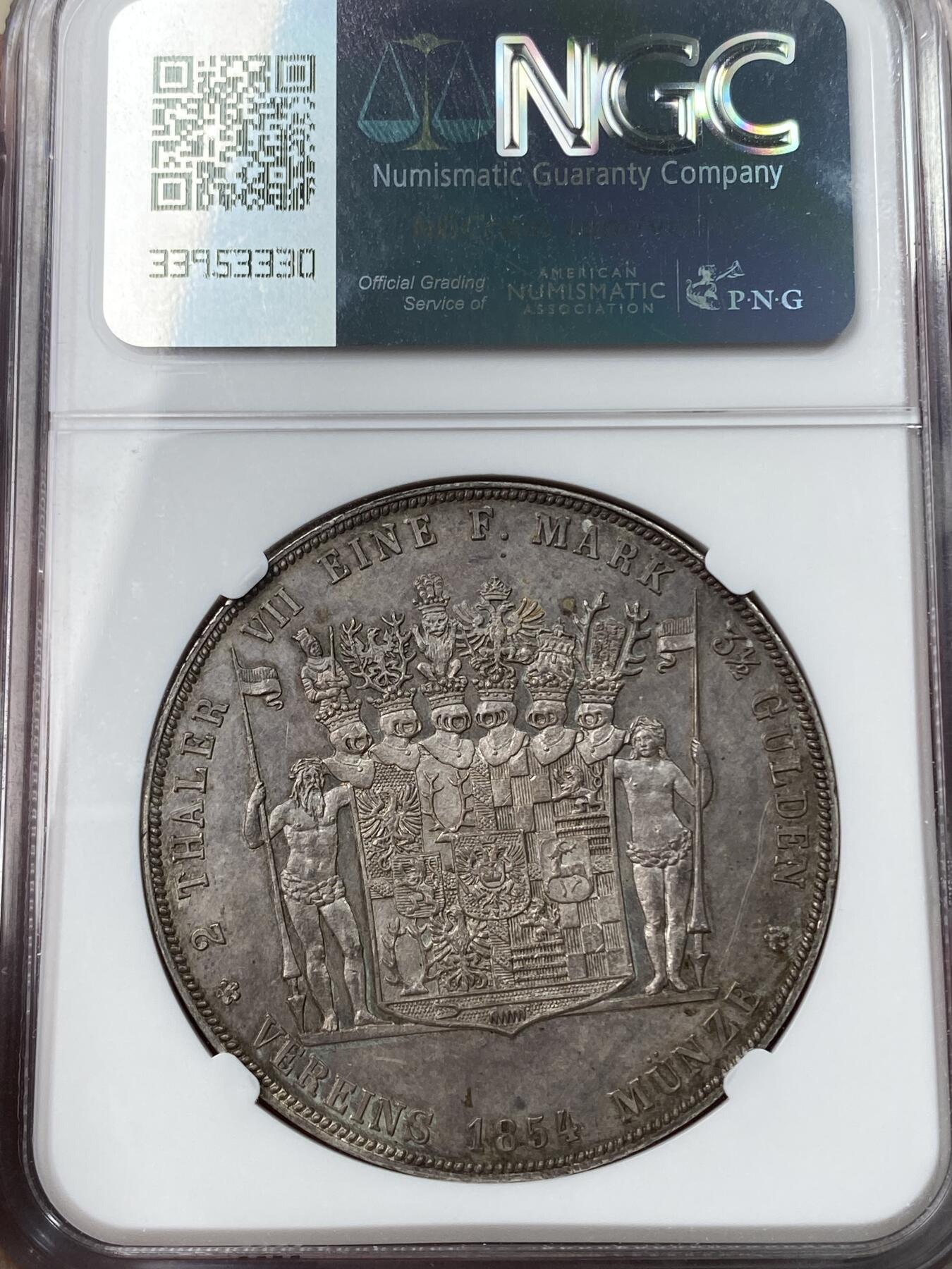 万国钱币拍卖第049期（万国夏季大拍） NGC MS62 1854年德国施瓦茨堡-桑德斯豪森野人流通2泰勒 德邦2泰勒系列中最具人气的品种之一 无论工艺还是设计都堪称德邦2泰勒的巅峰之作  独特的纹章设计令人过目难忘 原味均匀欧陆淡彩 典藏级品质